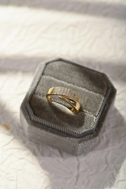 ANILLO CRUZADO | CLAUDIA