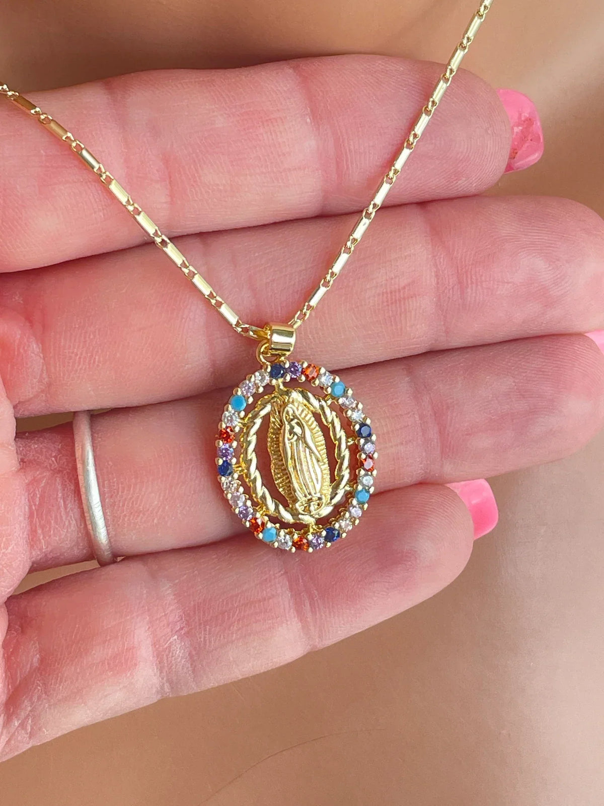 COLLAR | VIRGEN