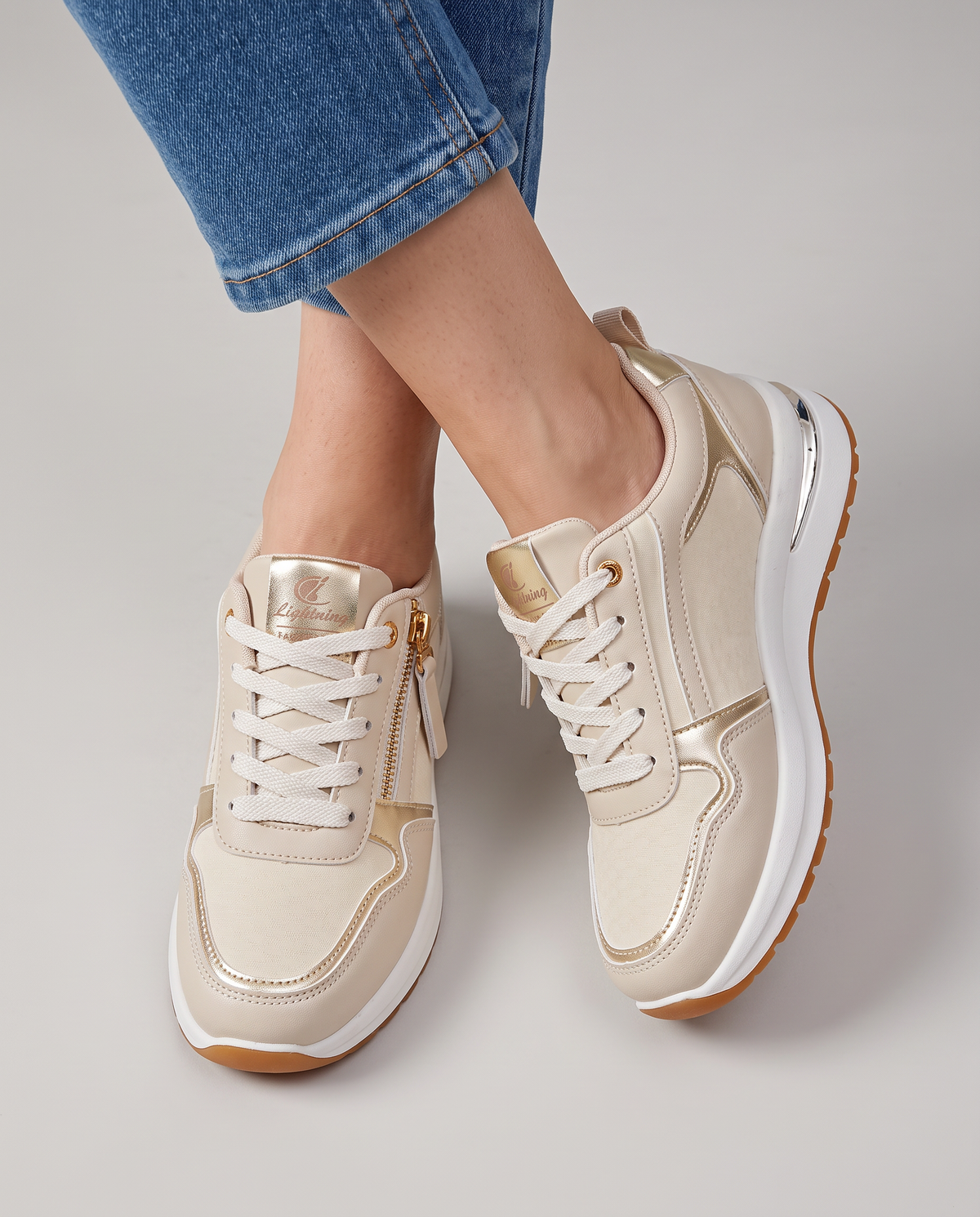 ZAPATILLAS | DETALLES METALIZADOS